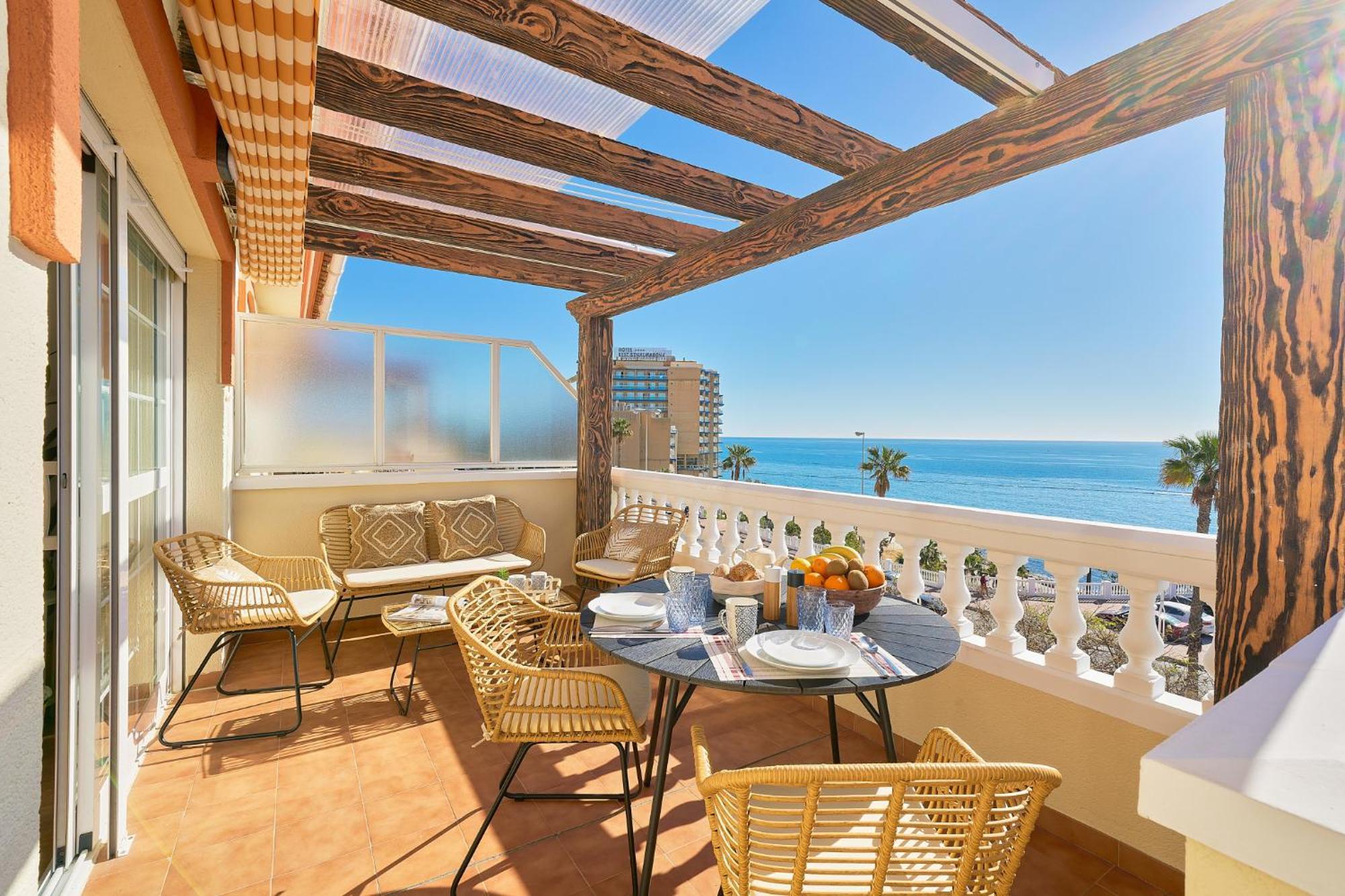 Sea La Vie By Lovely Rentals Benalmádena Eksteriør bilde